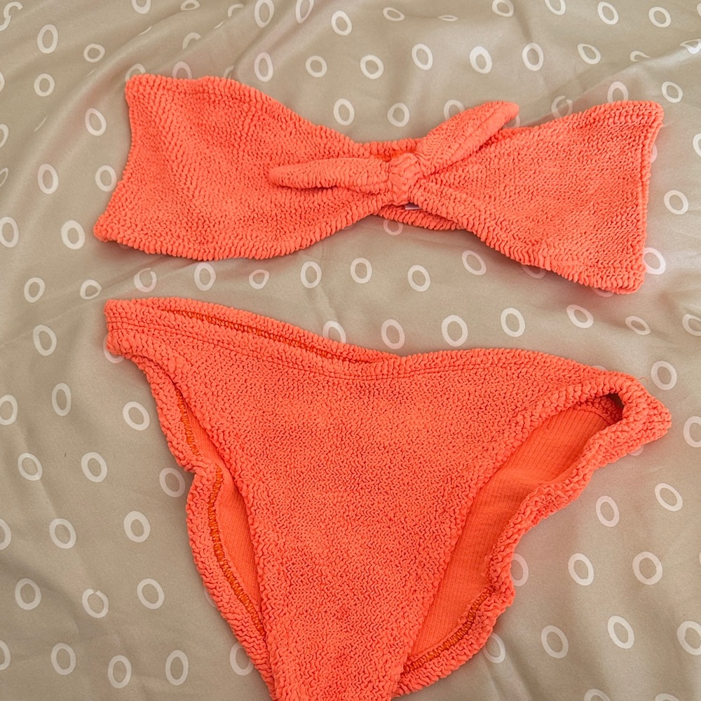 Hunza G Coral Textured Swimwear